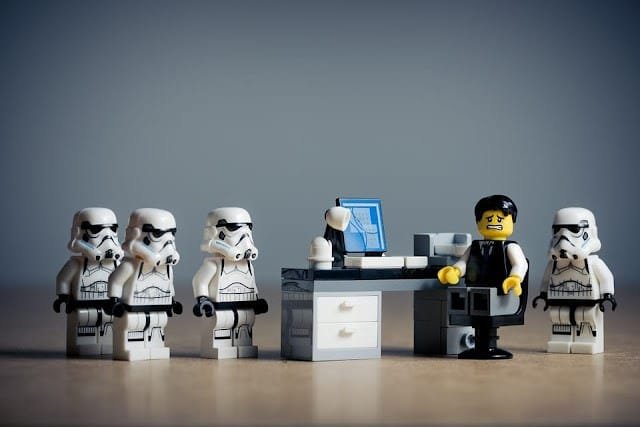 how to write swot analysis in business plan