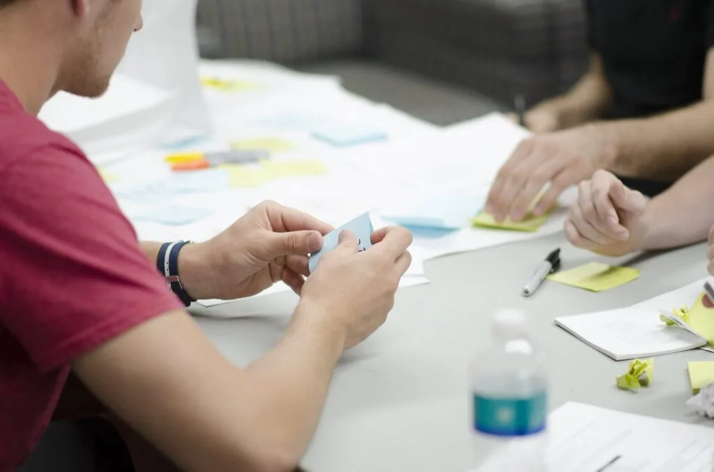 How to use eClincher for social media management.