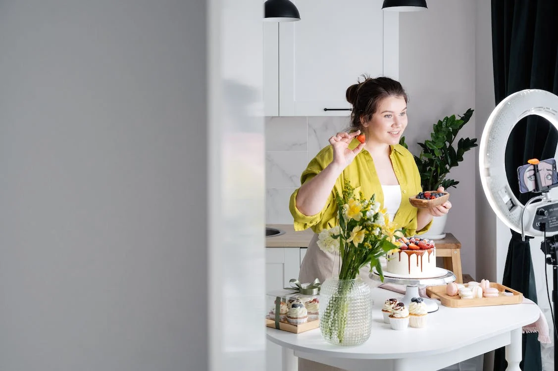 Dive into the evolving landscape of influencer marketing careers. Discover job roles, prospects, & skills to navigate and succeed in this domain.
