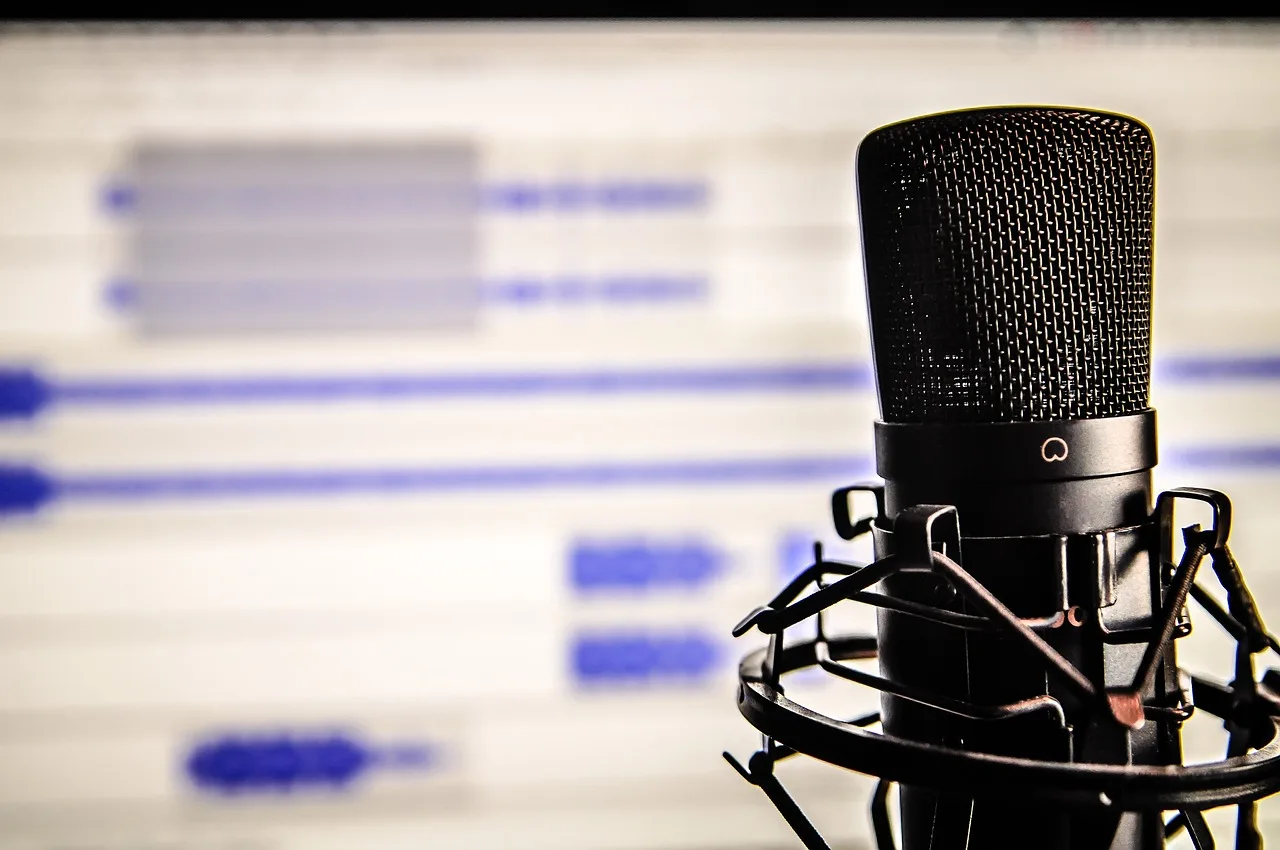 Leverage podcasts in your digital mix! Learn strategies to harness audio content, boosting engagement, reach, and marketing impact.