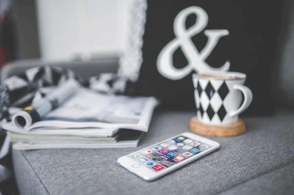 Delve into SEO landing pages and their role in lead conversion. Learn to optimize content, layout, and CTAs for increased engagement and conversions.