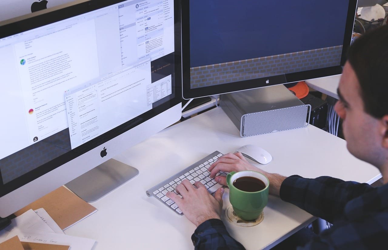Harness SEO analytics for local startup insights. Explore location-based data to optimize visibility, traffic, and engagement in specific locales.