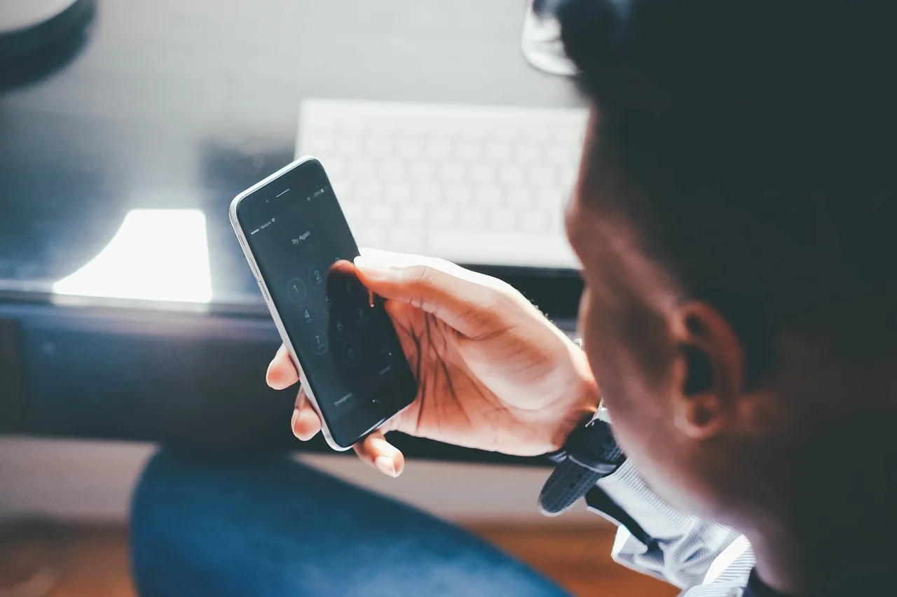 Learn how interactive content can significantly enhance influencer marketing campaigns, boosting engagement and audience interaction.