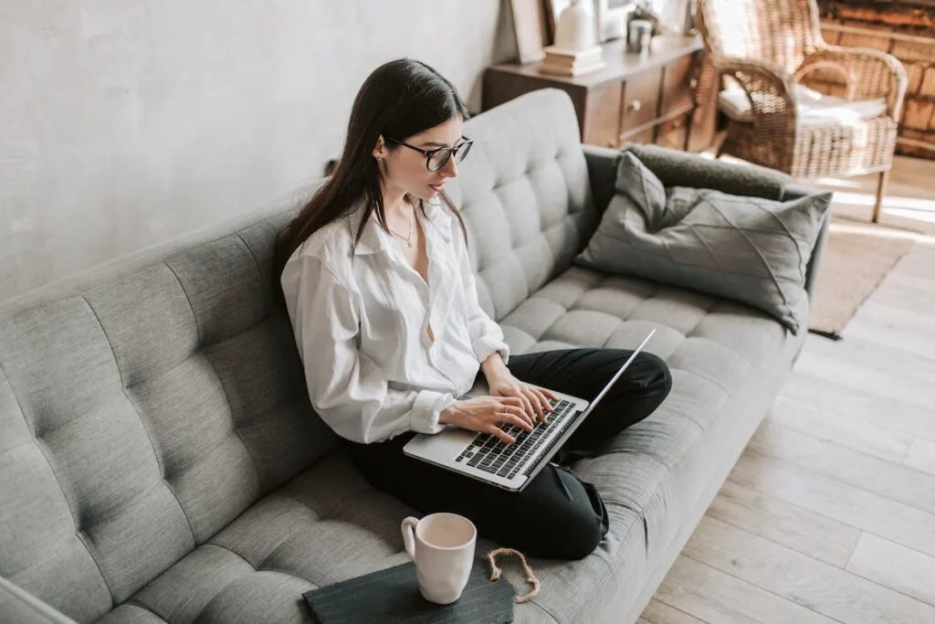 Optimize your email campaigns with ease! Explore the differences between iContact and Elastic Email to find the ideal marketing tool for your business success.