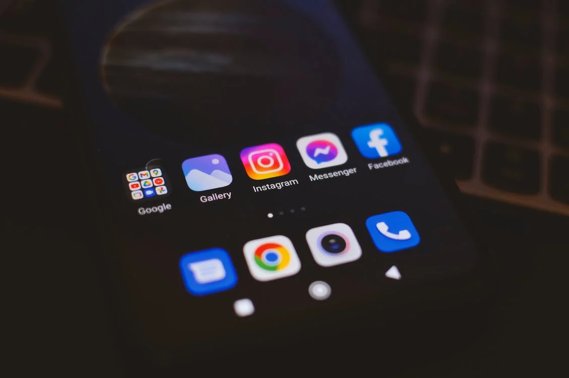 Discover which is better: SocialOomph or Crowdfire? Our in-depth comparison helps you choose the right social media tool for you.