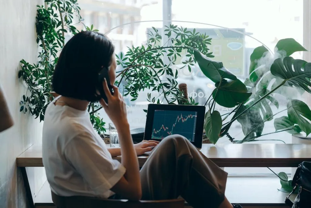 eSputnik or Stripo for email marketing? Discover which tool offers the best features and value for your campaigns in our thorough review.