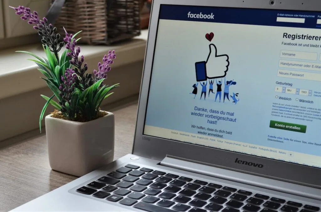 Evaluate Planoly and SocialOomph to streamline your social media tasks. Our guide helps you pick the tool that fits your workflow.