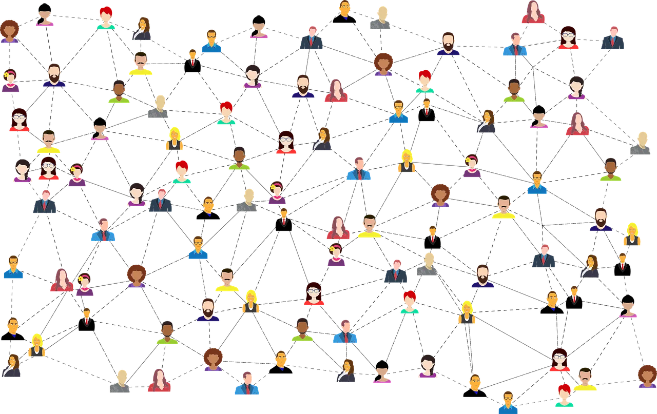 Compare Hootsuite and Tailwind to decide the best social media management tool for your strategy, focusing on scheduling, analytics, and ease of use.