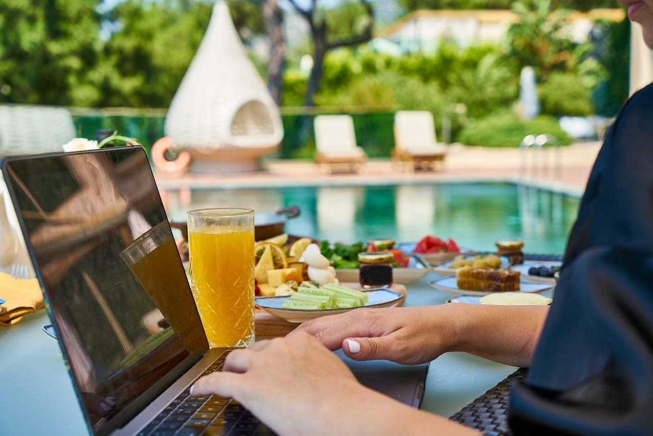 Discover the strengths and differences between QlikView and SAS Visual Analytics in our comprehensive comparison of their BI and analytics capabilities.