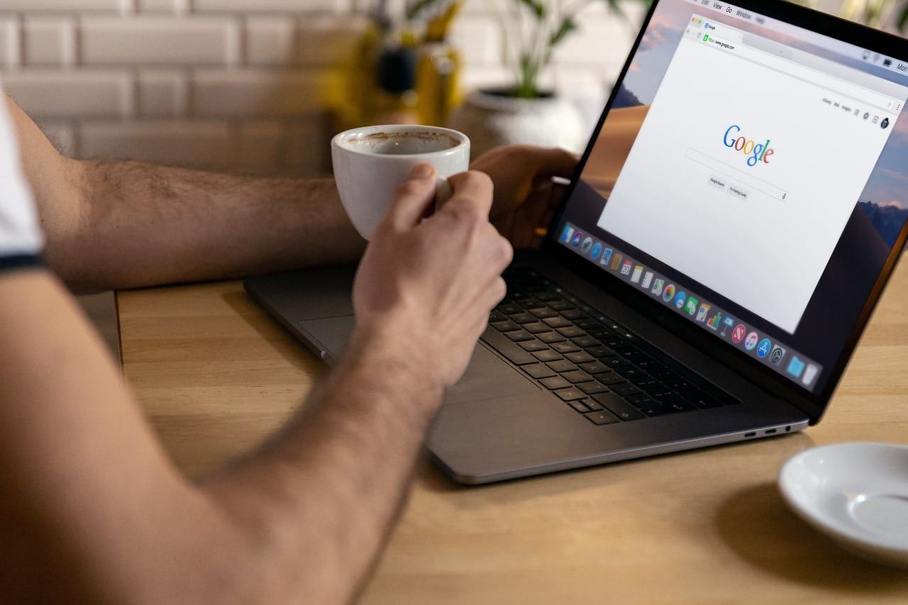 Compare Baremetrics and Heap to find out which analytics tool offers better insights for subscription businesses and user actions.