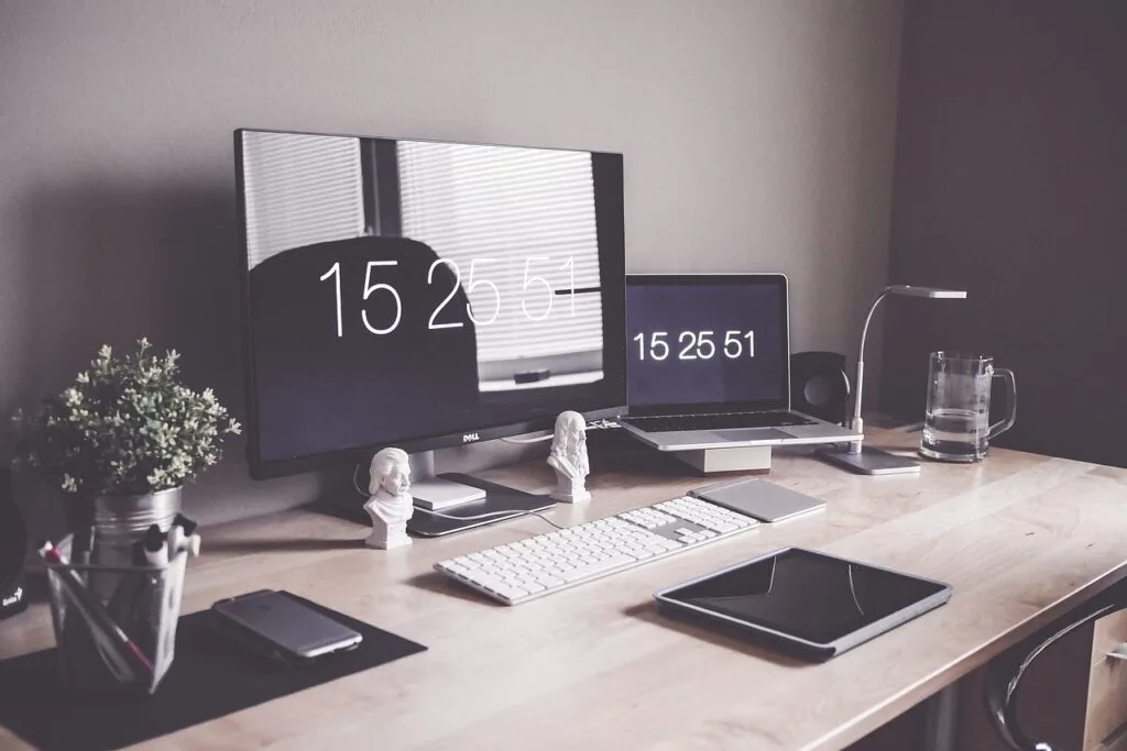 Leveraging Technology and Innovation in Company Formation