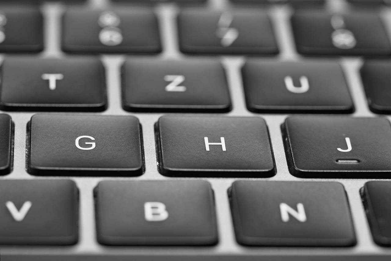 Explore the comparison between Revver and Dropbox Business to see which platform provides superior document management capabilities.