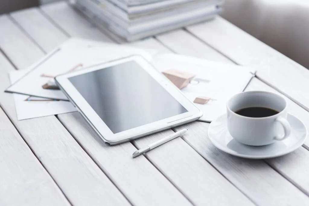 See how M-Files compares with Confluence in terms of document management and collaboration features to boost your team's productivity.