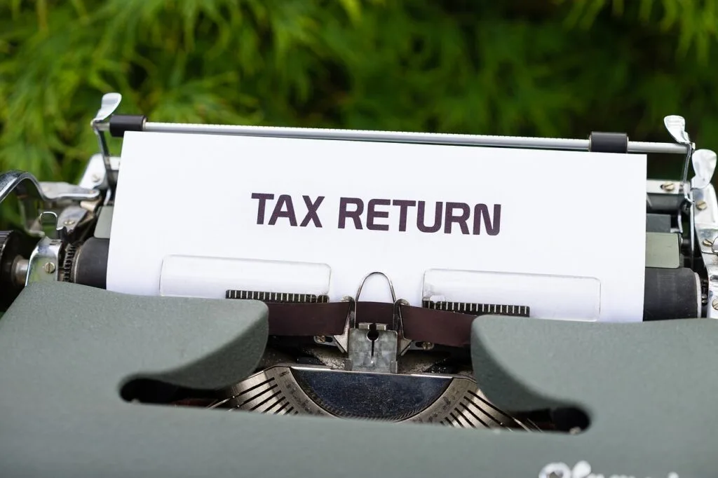 Freelancers, navigate UK tax identification with our step-by-step guide. Simplify your tax affairs and focus on your business.