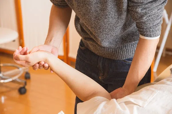 Creating a weekly series can position you as an authority in your field and keep your audience coming back for more. For example, you could start a "Chiropractic Care 101" series where each week you delve into a specific aspect of chiropractic care. Topics could range from understanding the spine's anatomy to explaining different chiropractic techniques and their benefits.