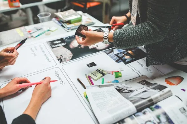 To set clear and effective objectives for your internal marketing campaigns, start by aligning them with your company’s overall vision and strategic goals. Understand the broader mission of your organization and identify how internal marketing can support it.
