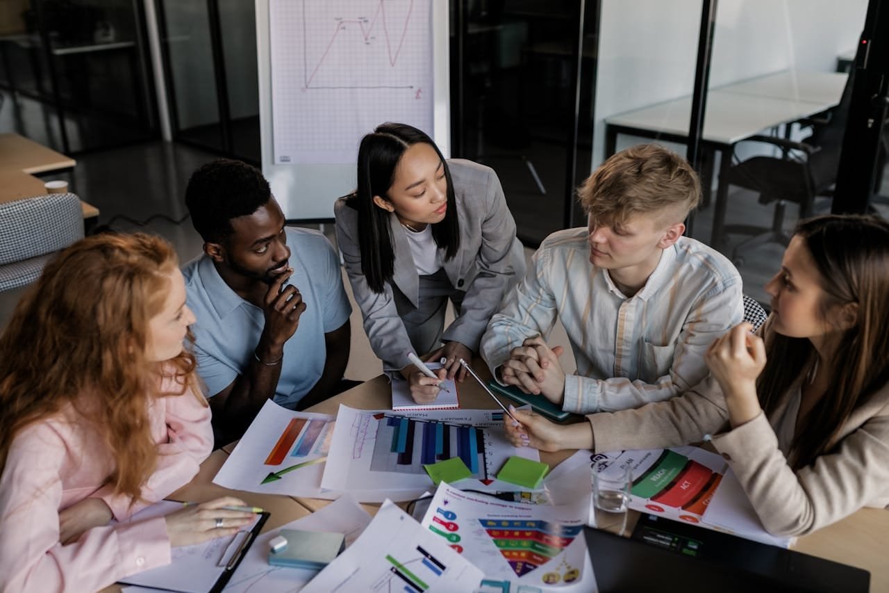 Develop a winning marketing plan with our comprehensive guide. Learn step-by-step strategies to boost your business's growth and success.