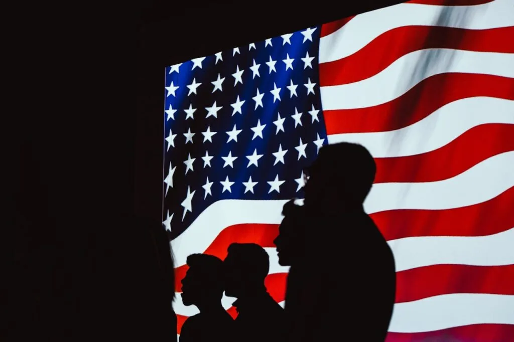Celebrate Memorial Day with patriotic marketing ideas. Discover strategies to engage customers and honor the holiday while boosting sales.