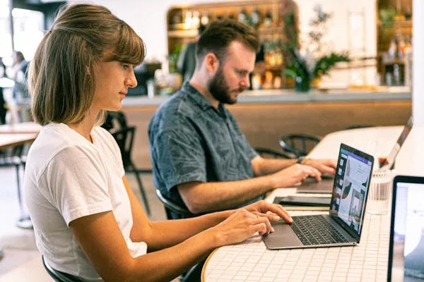Learn how to use cross-promotion in your marketing to expand your reach, collaborate with other brands, and drive mutual success.