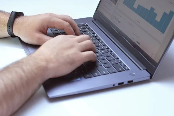 Learn the steps to create a successful affiliate marketing website. Start generating passive income with proven strategies and tips