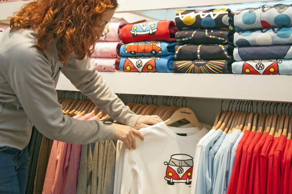 Promote your business with creative T-shirt marketing strategies. Discover unique ideas to boost brand visibility and engage your audience.
