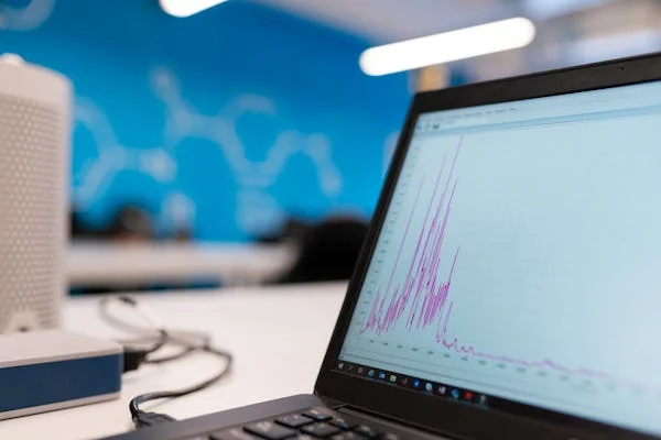 Enhancing Customer Experience with AI in Analytics