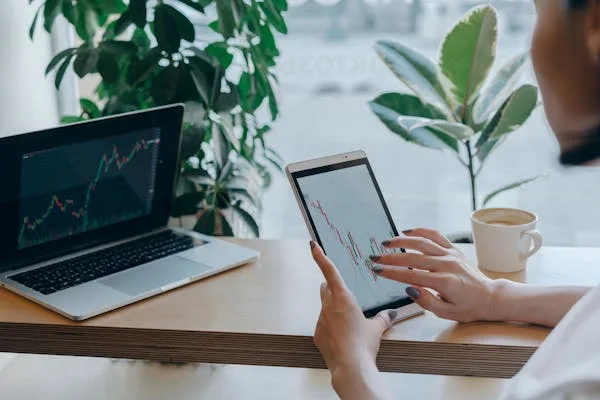 An e-commerce startup aimed to boost revenue by optimizing its marketing efforts through AI-driven analytics. The startup collected data from website interactions, email campaigns, and social media engagements to understand customer behavior and preferences. AI algorithms were then employed to segment customers based on their purchasing patterns, browsing history, and engagement levels.