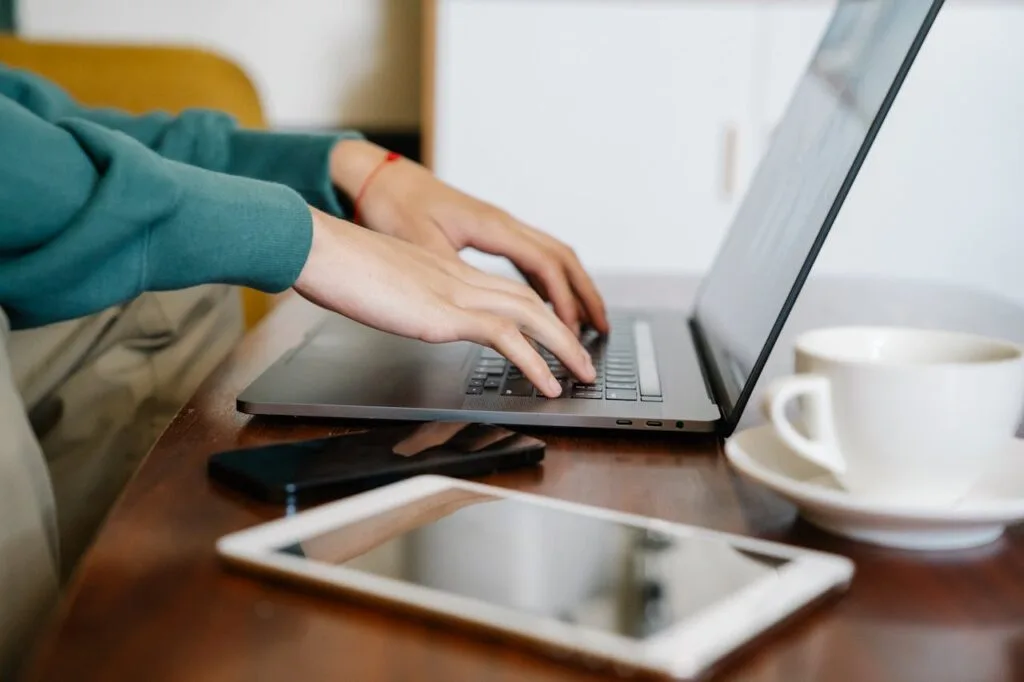 From Clicks to Conversions: Reducing Paid Ad Wastage to Lower CAC