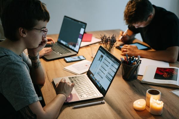 This leaves IT in a tough spot—trying to solve problems they don’t fully understand with tools that may or may not help. That’s a recipe for wasted effort and rising tension.