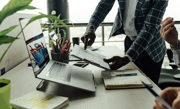 This doesn’t mean ignoring individual developers or small teams. But it does mean thinking about what larger companies need, and how your product fits into their world.