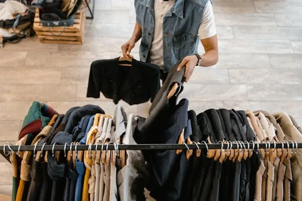 Discover how consumer behavior and brand strategies in fashion are evolving for sustainability. Stats reveal the shift toward eco-friendly apparel.