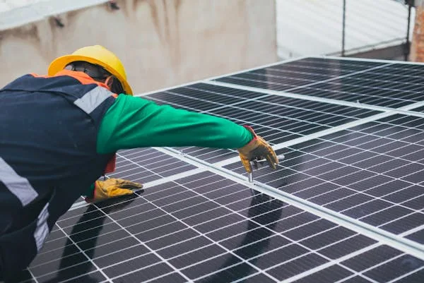 See how businesses of various sizes adopt energy-efficient upgrades. Discover adoption patterns across small, mid, and large enterprises.
