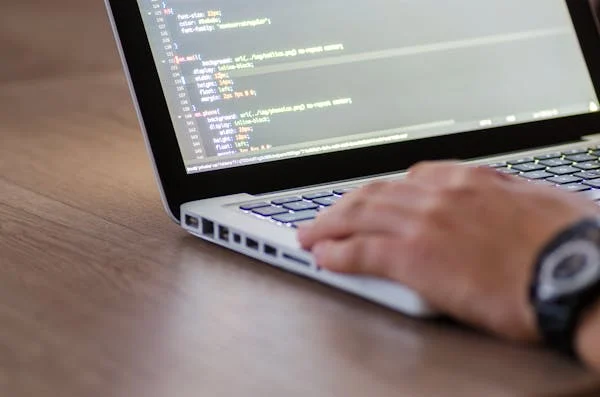 Second, Shopify buys tools that increase merchant revenue. Whether it's product recommendation engines or AR visualization tools, every acquisition makes sellers more competitive.