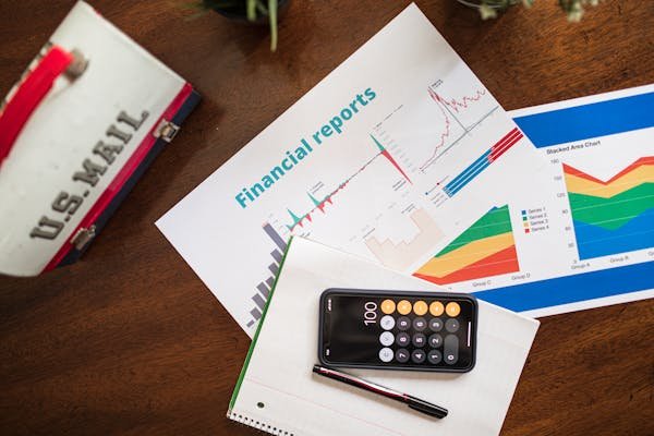 Digital bundles also work well with urgency. Try flash bundles that are only available for 72 hours. This encourages fast decision-making while maximizing perceived value.
