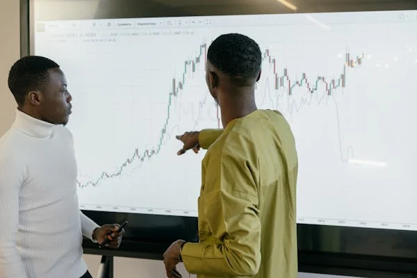 See the latest ROI comparisons between inbound and outbound GTM strategies. Learn which channel delivers better results for startups and scaleups.
