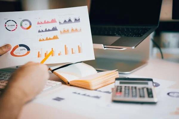 Explore global benchmarks to discover which subscription categories drive the highest ARPU across industries and regions.