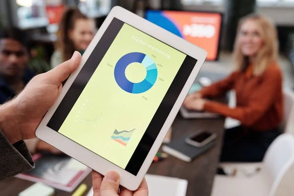 Use quizzes. Use flashcards. Use live call analysis. Each month, choose one deep product area and teach it differently than last time. Keep it interactive. And reinforce with real examples—how that knowledge helped win or lose a deal.