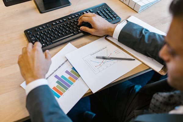 Instead of handing reps a static sales playbook, you give them dynamic insights—updated weekly. That means every outreach is informed, timely, and focused.