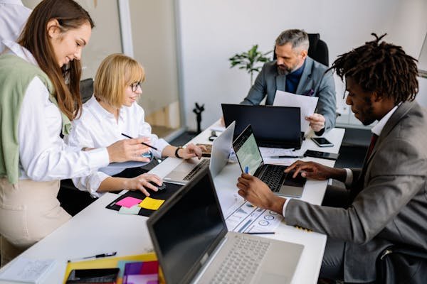 For gift recipients, create onboarding flows that convert them into true fans. Include “thank you” emails, how-to guides, and a follow-up survey to learn their interests. Then offer to personalize the next box.