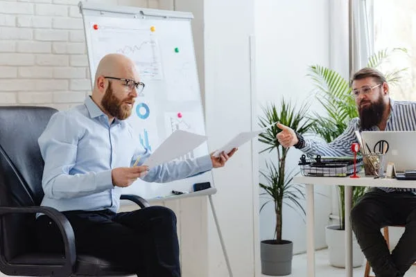 When a sales engineer is part of the process, buyers feel supported. That reduces internal friction on their side, especially when technical teams feel like they’ve had their say.